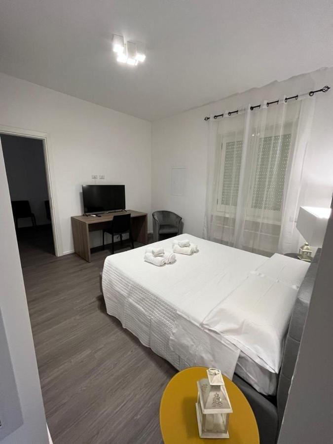 Dante 134 Rooms Cagliari Buitenkant foto